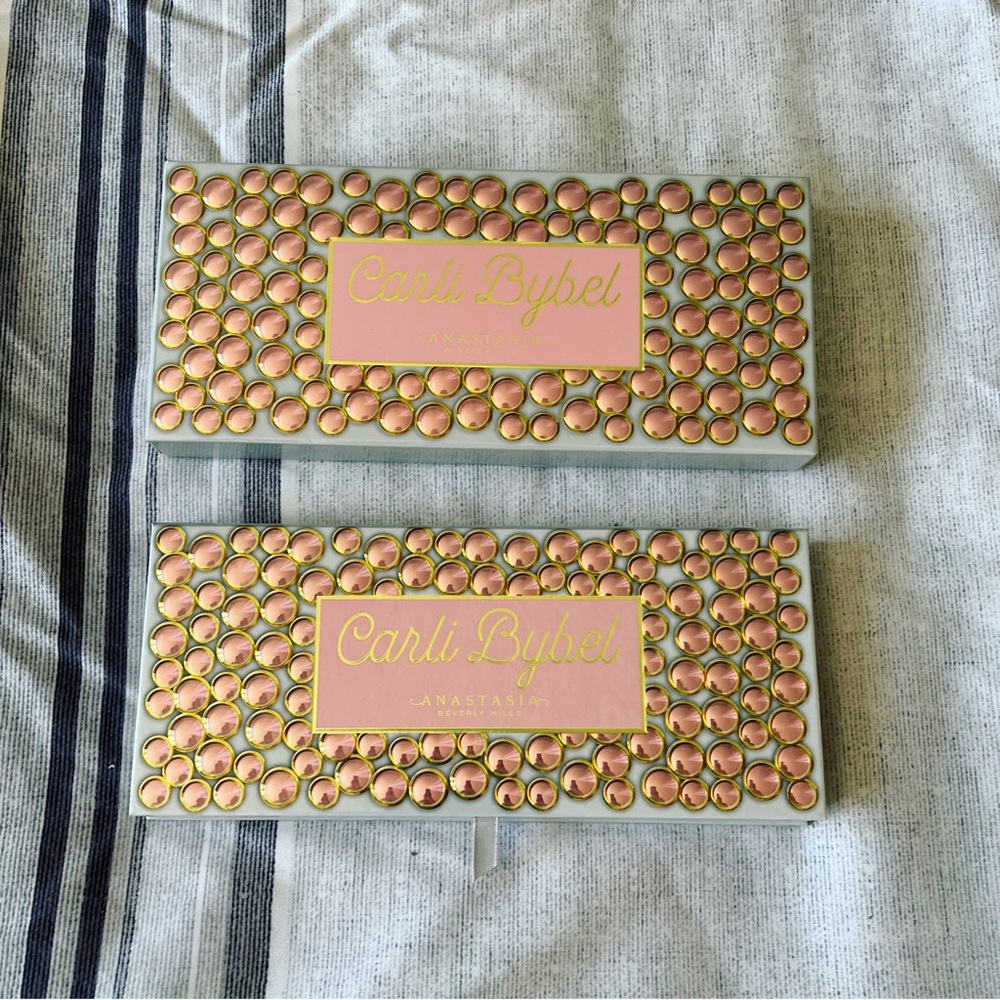Anastasia Beverly Hills x Carli Bybel Eyeshadow Palette